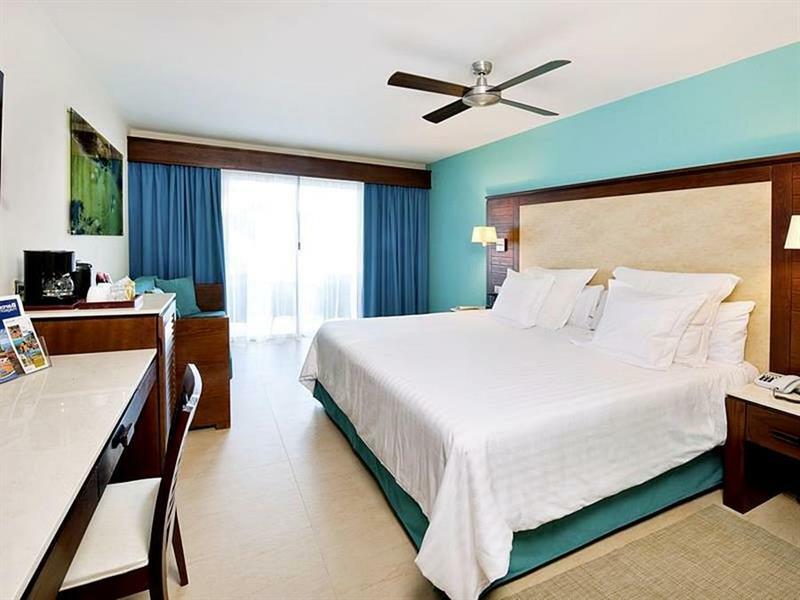 Premium Level At Barcelo Bavaro Palace Hotel Exterior photo